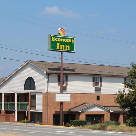 Economy Inn - Стейтсвилл Экстерьер фото