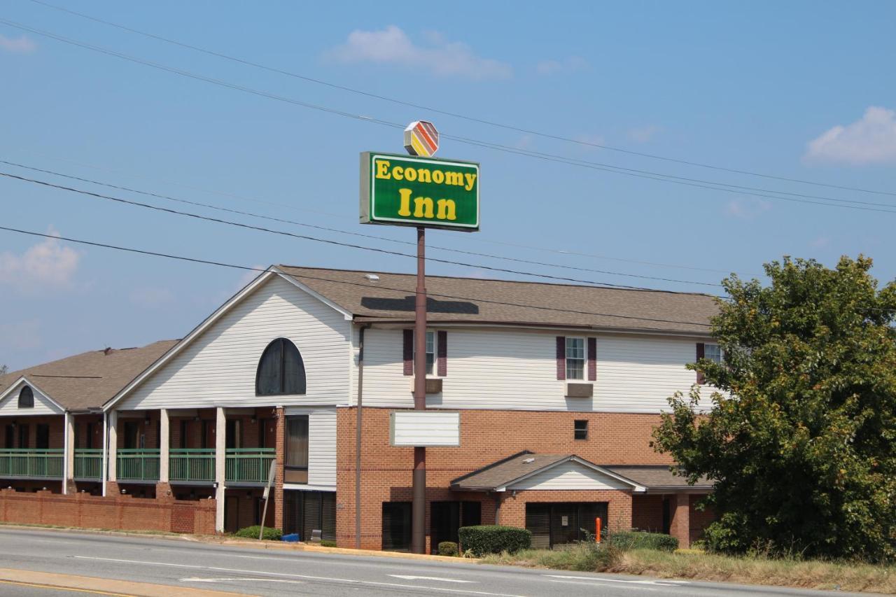 Economy Inn - Стейтсвилл Экстерьер фото